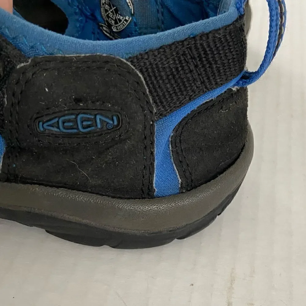 Keen‎ Newport H2 Kids Youth Sz 4 Blue Waterproof Sandals Unisex Hiking Shoes